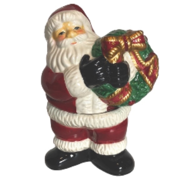 Fitz and Floyd Other - Fitz & Floyd Vintage Salt Bottom & Pepper Top Santa Holding Wreath 5" x 3.5"